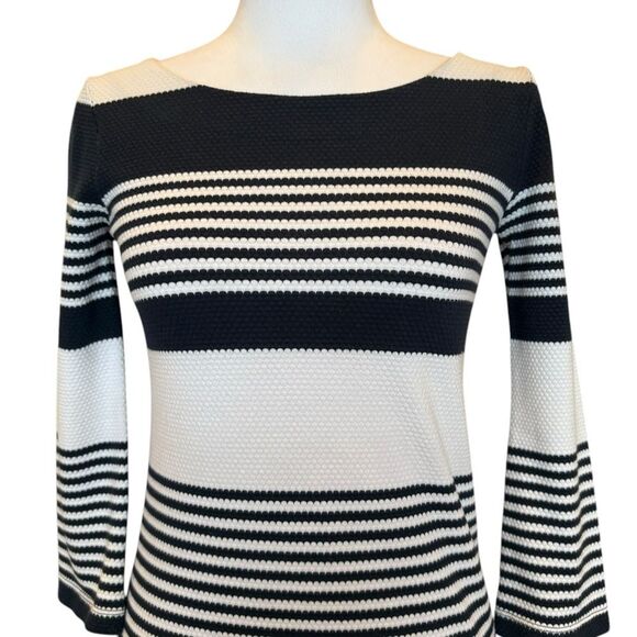 Lilly Pulitzer Marlowe Dress Mini Textured Knit Striped Navy White Womens XXS - Picture 5 of 10
